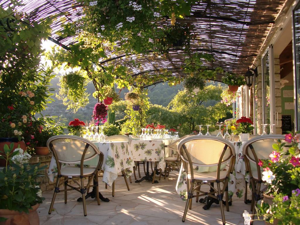 Le Grand Jardin Bed & Breakfast Lafare Екстериор снимка