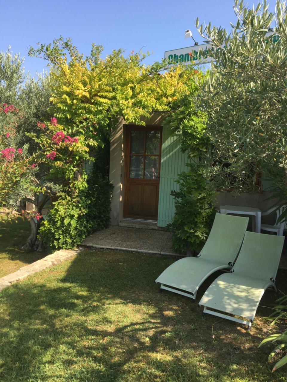 Le Grand Jardin Bed & Breakfast Lafare Екстериор снимка