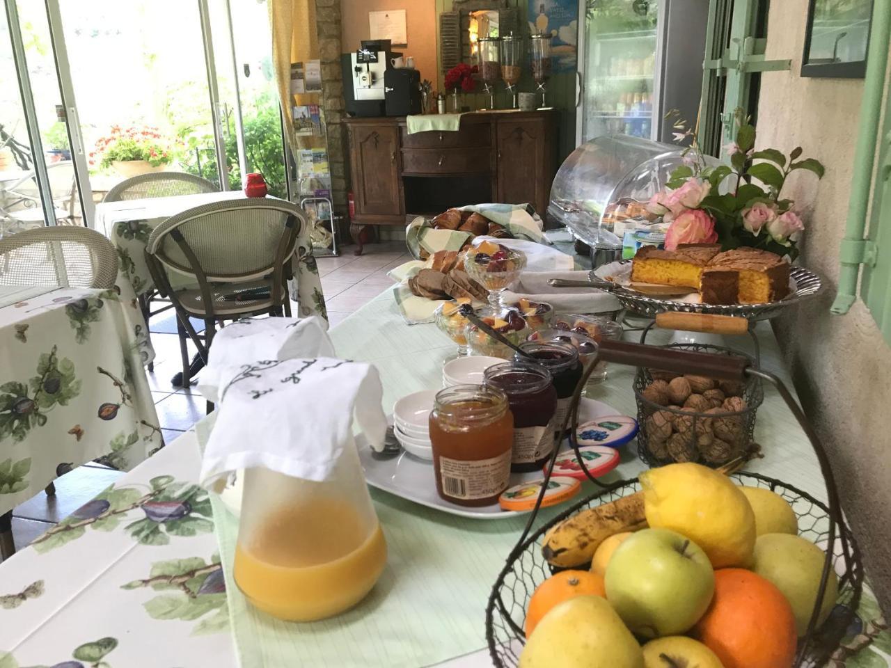 Le Grand Jardin Bed & Breakfast Lafare Екстериор снимка