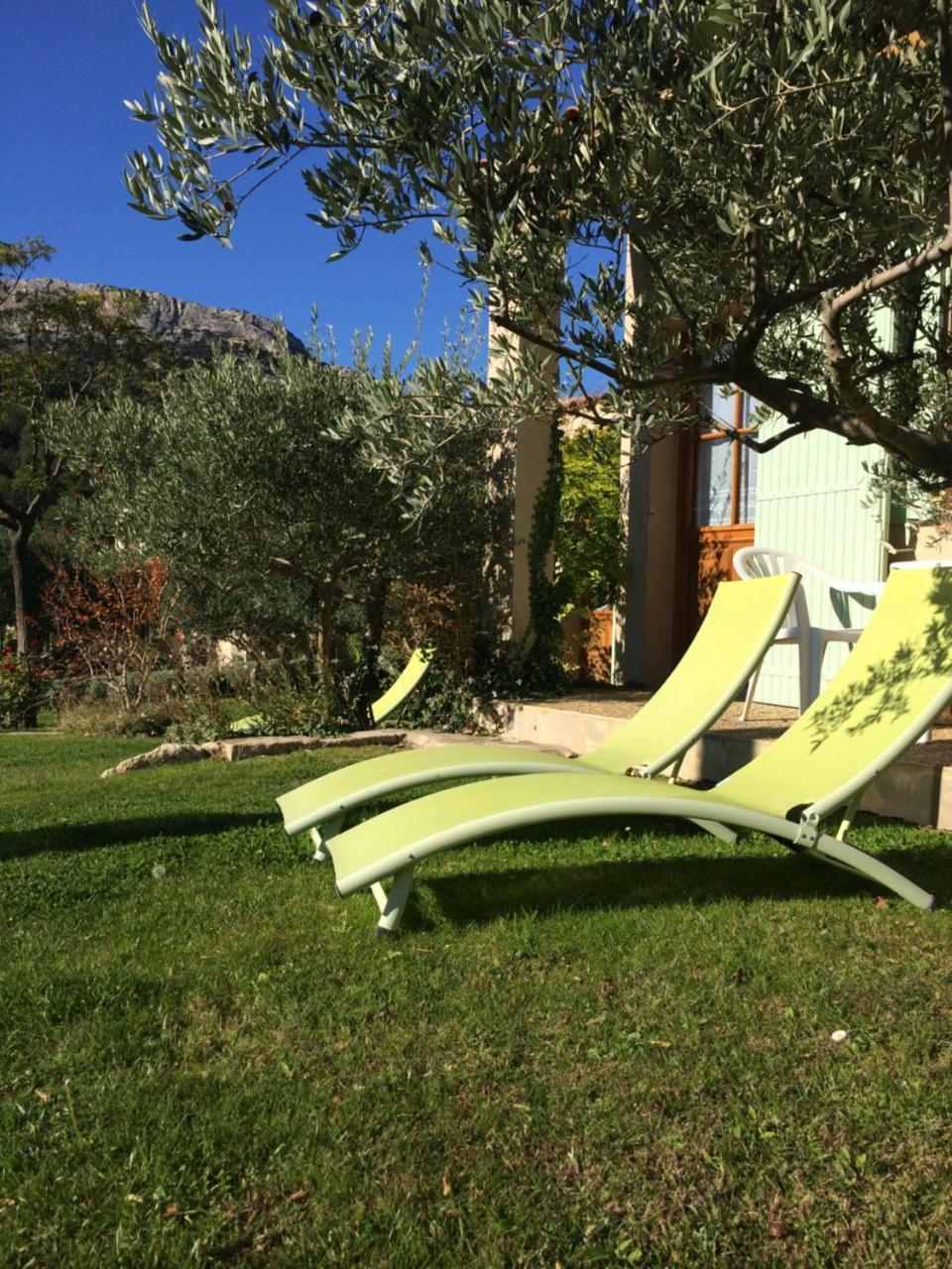 Le Grand Jardin Bed & Breakfast Lafare Екстериор снимка